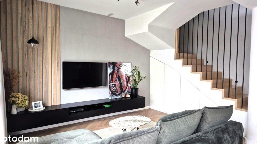 Połowa Bliźniaka ok.106m2. B.Dobra Lokalizacja.