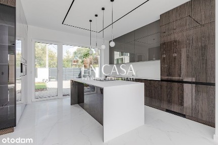 Mokotów / Nowy dom z basenem