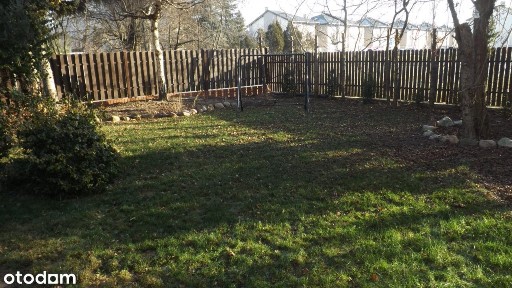 Dom w kameralnej okolicy - W-wa/Zacisze