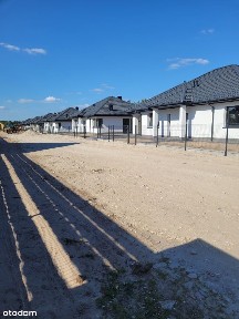 dom wolnostojący mieszkalny