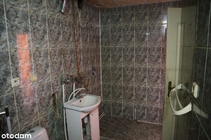 4 pokoje do remontu, Traugutta 45