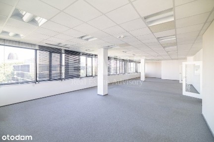 Biuro na terenie osiedla Miasteczko Wilanów