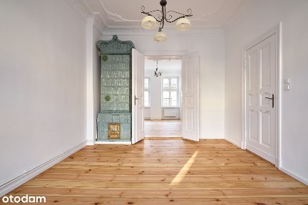 Unikatowe, przestronne 4 pokoje w secesyjnej kamienicy w CENTRUM !