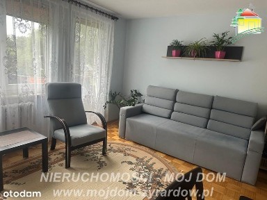 Ładne trzypokojowe mieszkanko