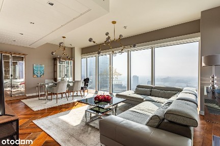 Amazing apartment on 39th floor on Złota 44