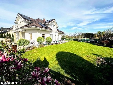 Spokojna okolica, duży dom, świetna lokalizacja