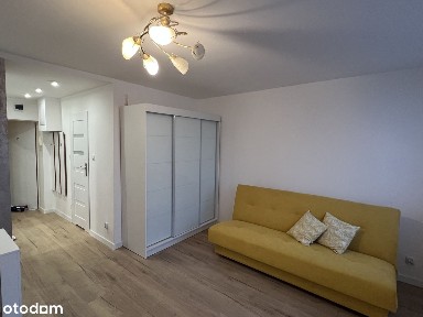 Przytulna kawalerka po generalnym remoncie