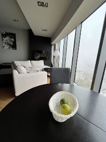 31 piętro w Sky Tower sprzedaż bezpośrednia