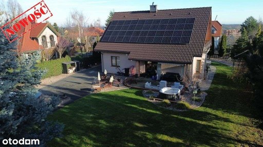 Dom, 201 m², Sobótka