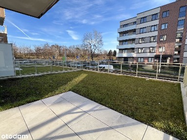 3-pokojowe mieszkanie z tarasem oraz ogrodem na Planty Racławickie