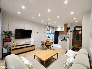 Umeblowane mieszkanie: 50 m2, 1 piętro, ogrzewanie miejskie, balkon