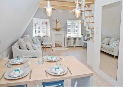 Mieszkanie z antresolą z widokiem na Motławę, Stare Miasto po remoncie