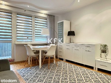 Pierwsze piętro Balkon Oddzielna Kuchnia FILM