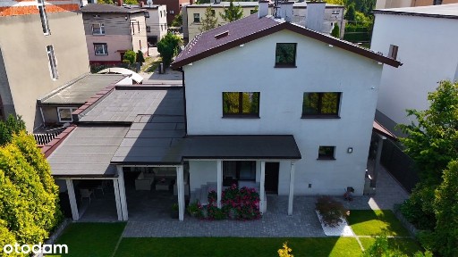 Sprzedam duży dom w Piotrowicach! TOP LOKALIZACJA