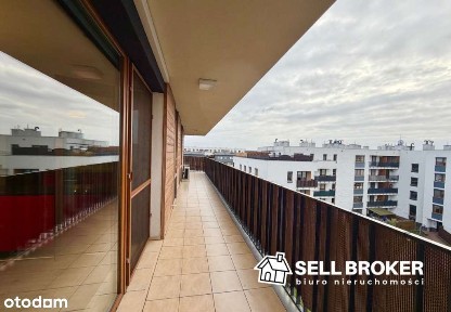 4 pokojowe mieszkanie z wielkim tarasem / garaż /