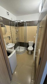 Wynajme mieszkanie za 2200 zl stała opłata przez cały rok