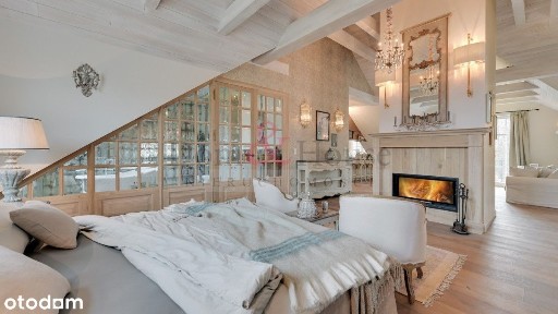 Ekskluzywny apartament z widokiem na park.