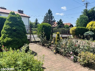 Dom wolnostojący z potencjałem, 7 pokoi, widok na góry 3-kondygnacyjny