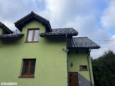 Funkcjonalny dom w dobrej lokalizacji