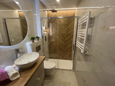 Nowoczesne mieszkanie po generalnym remoncie na 2 piętrze