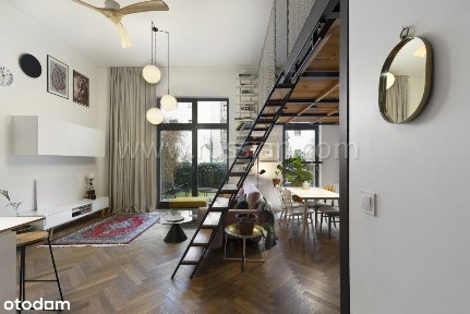 Wysokie (3,8m) mieszkanie w genialnej lokalizacji