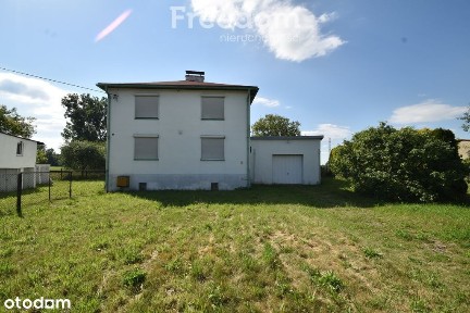 Dom wolnostojący z dużą działką