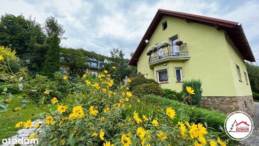 Dom z ogrodem i widokową działką w Szczyrku