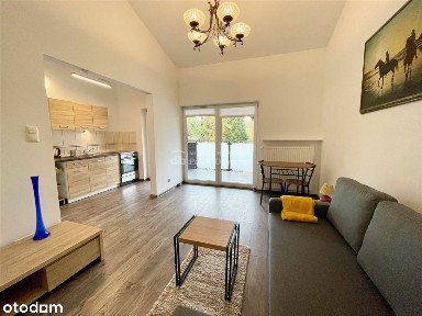 Kawalerka z dużym, słonecznym tarasem, 1 miejsce postojowe w garażu