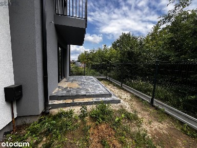 Nowoczesny bliźniak 180 m2 z ogrodem 470 m2
