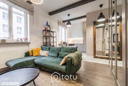 Metro Politechnika- Cisza- Plac Konstytucji