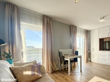 Na wynajem kawalerka + balkon i m. postojowe