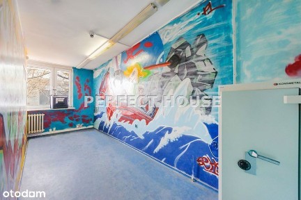 Duże przestrzenie biurowe blisko morza