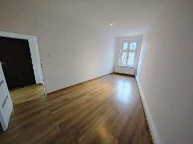 3 pokojowe mieszkanie do własnej aranżacji