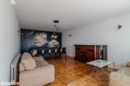 Przestronny dom piętrowy dom z poddaszem użytkowym