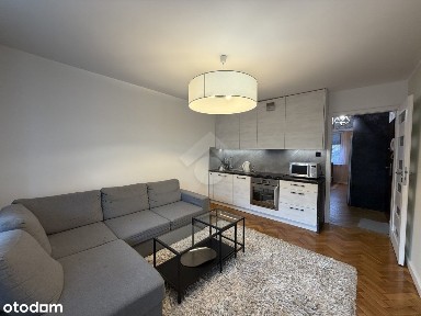 Dwupokojowe mieszkanie z loggią oraz piwnicą, blisko komunikacja