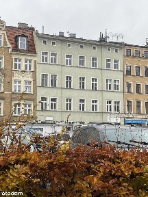 Wysokie poddasze w centrum Poznania, z projektem podziału na 2 lokale