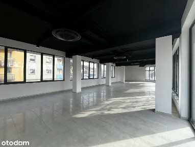 Biuro w nowoczesnym kompleksie w Gdyni