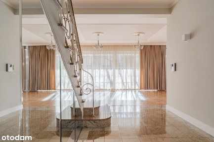 Rezydencja 792 m² W Wilanowie Z Ogrodem 900 m²