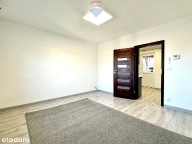 Duża kawalerka w Kamienicy