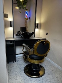 Wynajmę stanowisko barberskie w prestiżowym lokalu