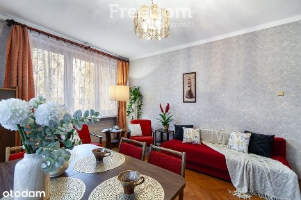 Przestronne, 2 pokojowe mieszkanie w bloku z cegły