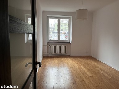 Mieszkanie 43m2, 2 pokoje + kuchnia. 40 sek od Metra Racławicka.