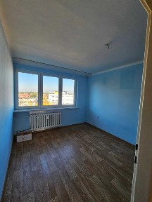 Sprzedam mieszkanie dwupokojowe przy ul. Sieroszewskiego 11 w Puławach