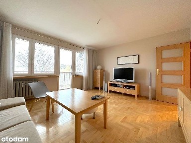 64M2 PRZESTRONNE JASNE MIESZKANIE 7 PIĘTRO KLIMA