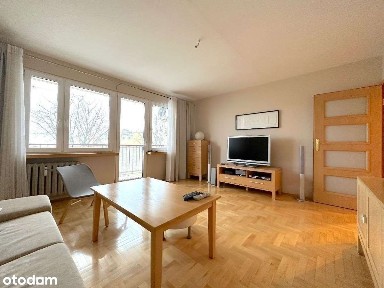 64M2 PRZESTRONNE JASNE MIESZKANIE 7 PIĘTRO KLIMA