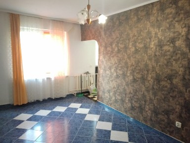 Mieszkanie 42 m² Pierwsze Piętro Wirek Niskie Opłaty Top Lokalizacja!