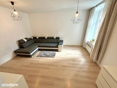 Jasna, funkcjonalna kawalerka, Chodkiewicza 10