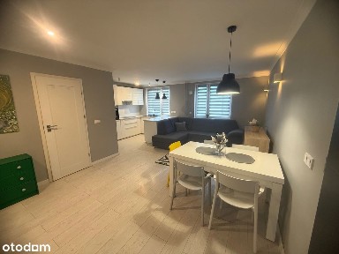 *** 4-pokojowe mieszkanie, os.Zacisze***