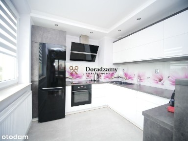 4-Pokojowe Mieszkanie, Pobitno