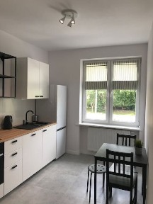 Gdynia Centrum 2 nowiutkie pokoje+ kuchnia